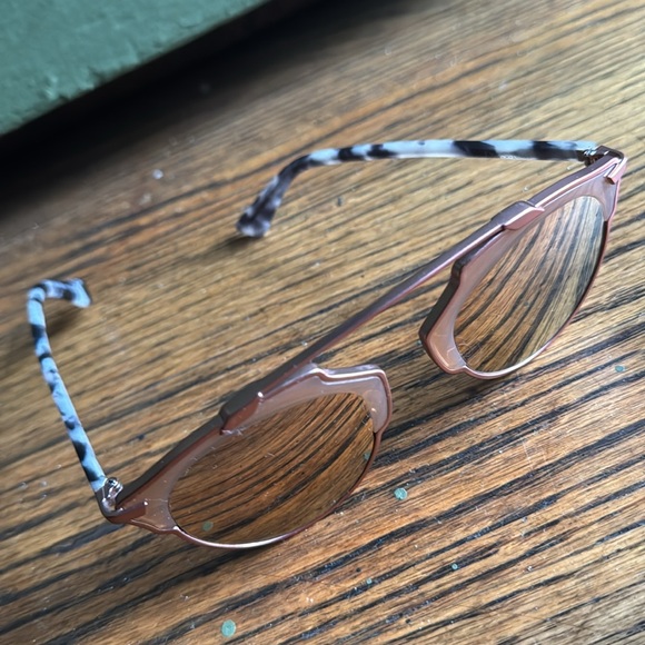 Christian Dior mirrored pink tortoise shell frame sunglasses - Picture 7 of 10